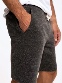 Garrett 9" Triblend Short